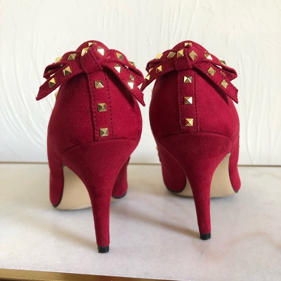 Elle Red Rockstud Bow Heels - Picture 9 of 9